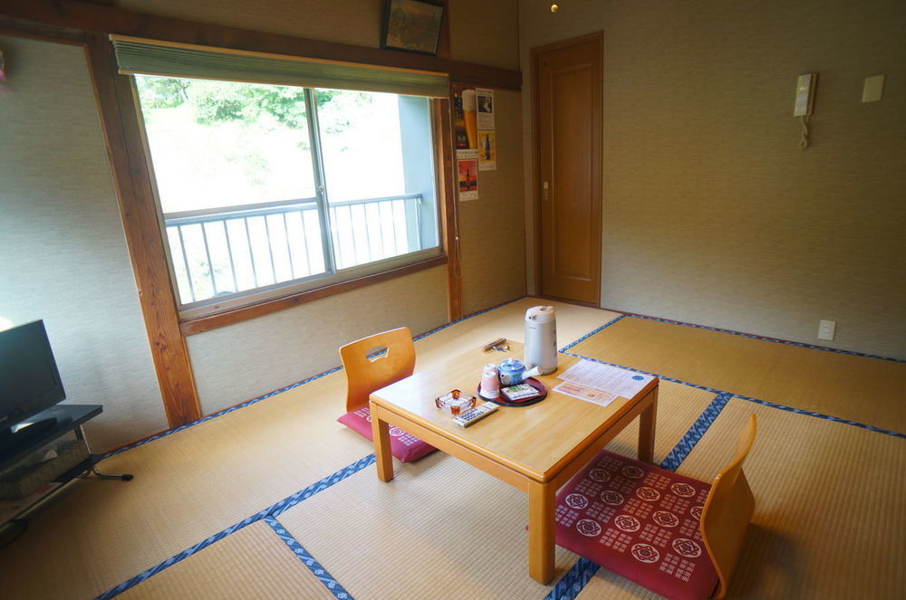 Takaosou Hotel Yufu Exterior foto