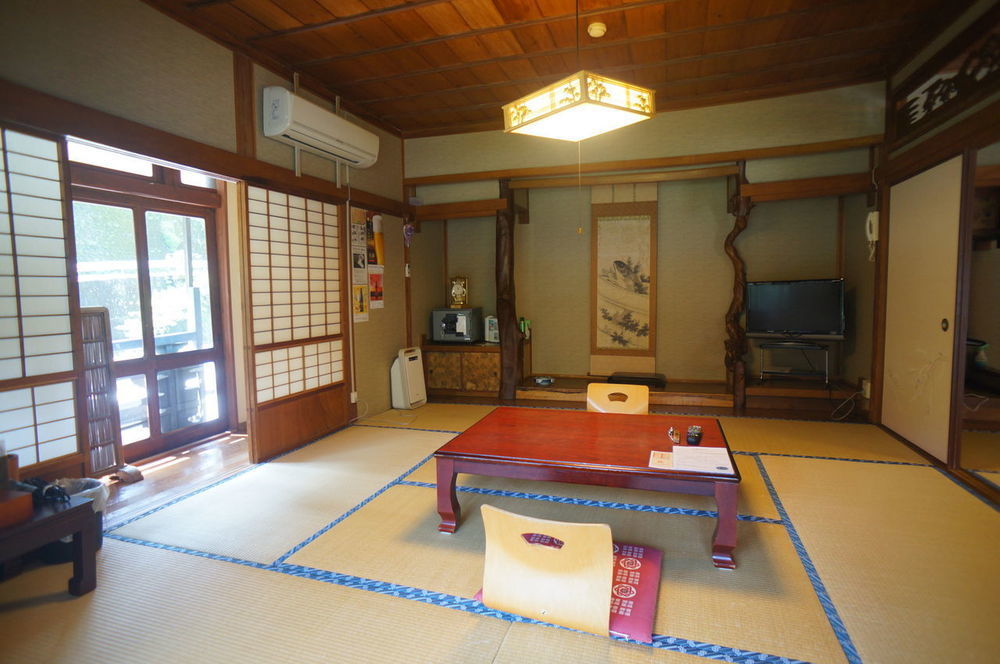 Takaosou Hotel Yufu Exterior foto